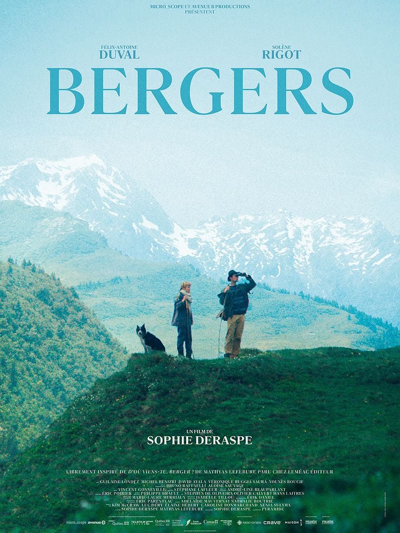Affiche du film Bergers, un homme et une femme regard l'horizon des montagnes avec un chien assis à côté d'eux